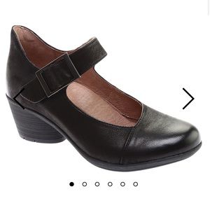 Dansko Roxanne Mary Jane Shoes